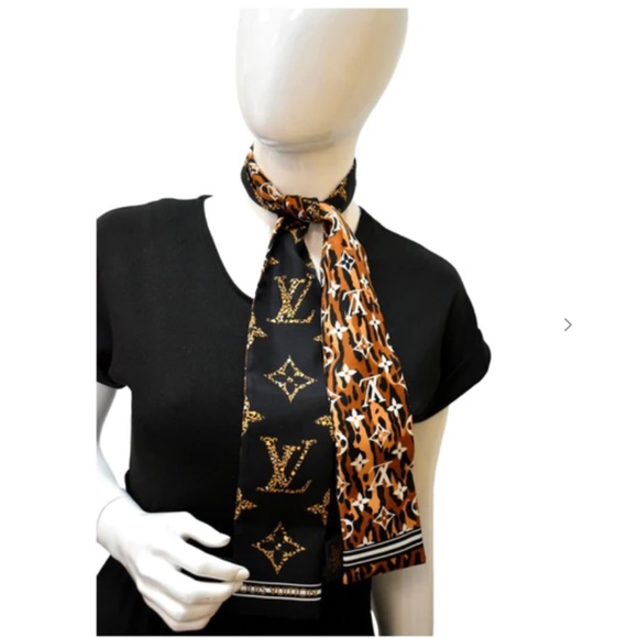 LOUIS VUITTON MONOGRAM GIANT JUNGLE BANDEAU - M73648 - Picture 14 of 15